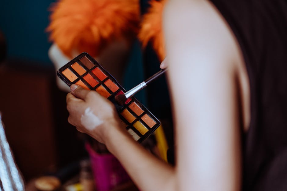Why your nail salon needs a loyalty card?